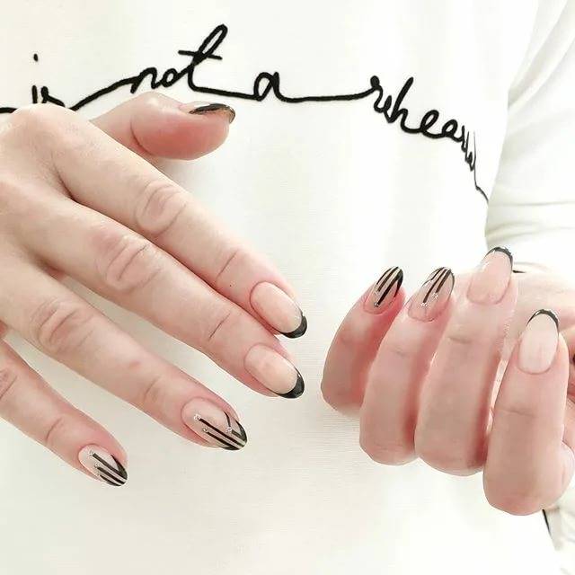Naked nails, или возвращение «голых ногтей»: почему маникюр без покрытия снова в моде и как его сделать дома
